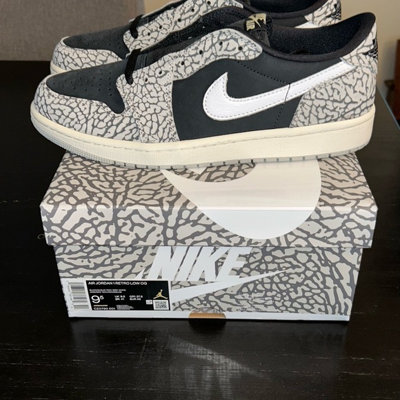 Nike Air Jordan Retro Low 1 OG just dropped today 6/24 Size 9.5 men’s size 11Wn main image 3